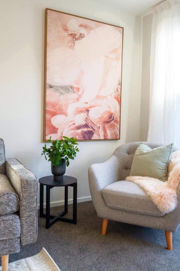 Cozy 3 Bedroom Near Hagley Park W/Garage Christchurch Exteriör bild