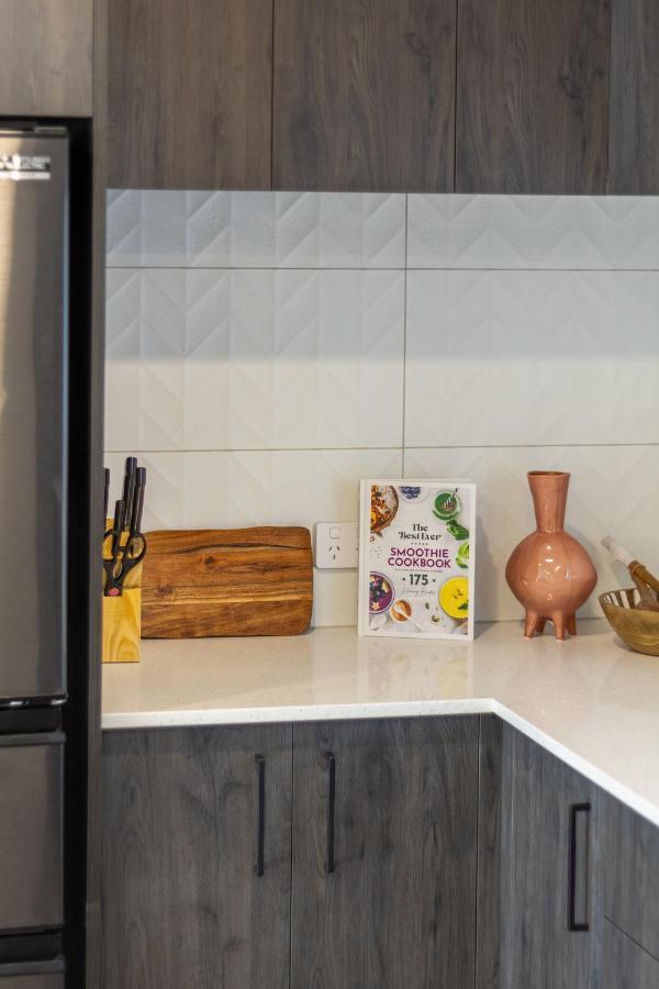 Cozy 3 Bedroom Near Hagley Park W/Garage Christchurch Exteriör bild