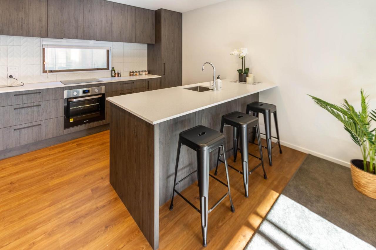 Cozy 3 Bedroom Near Hagley Park W/Garage Christchurch Exteriör bild
